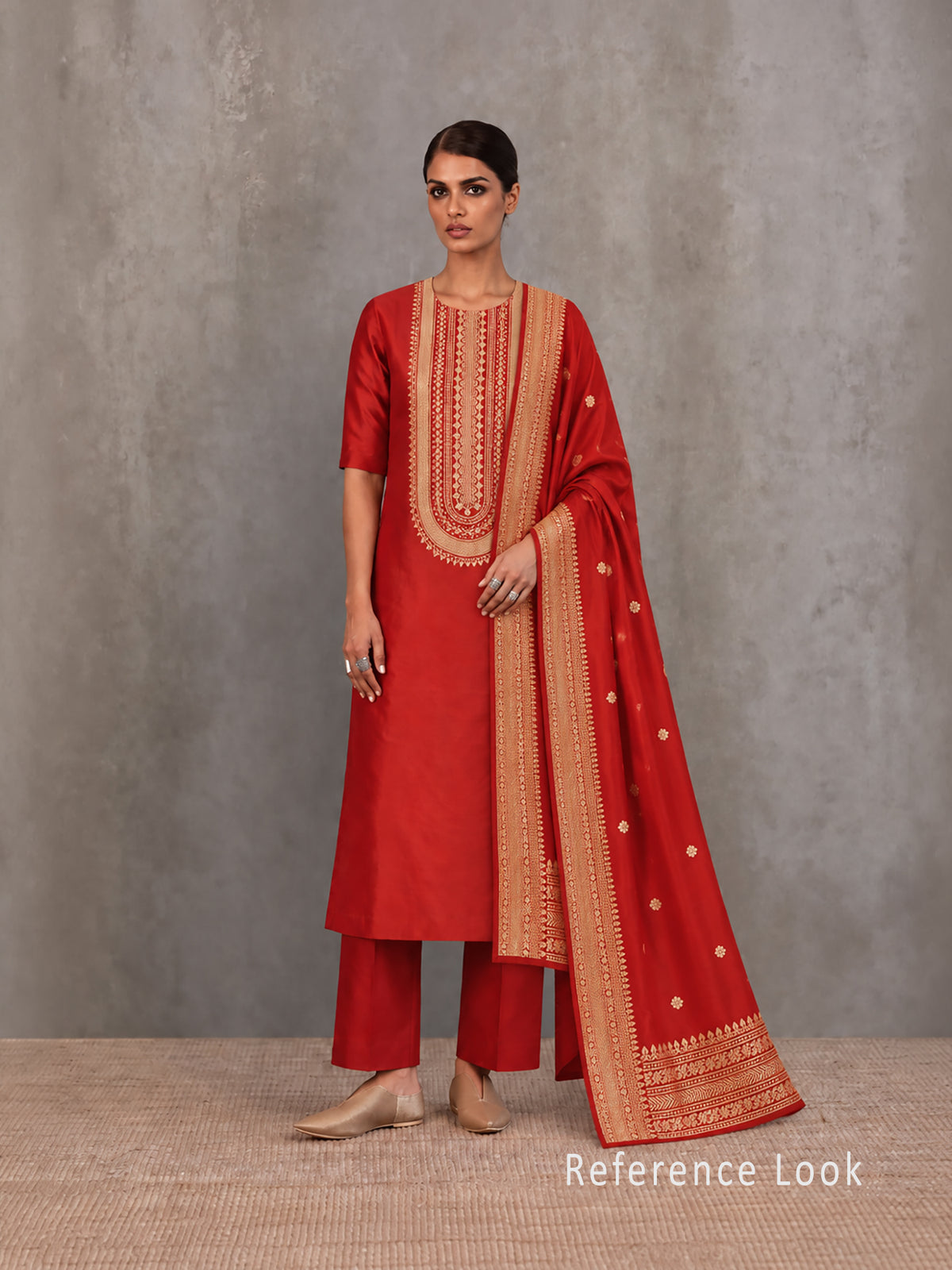 Red Plain Booti Katan Silk Handloom Banarasi Suit - Sacred Weaves