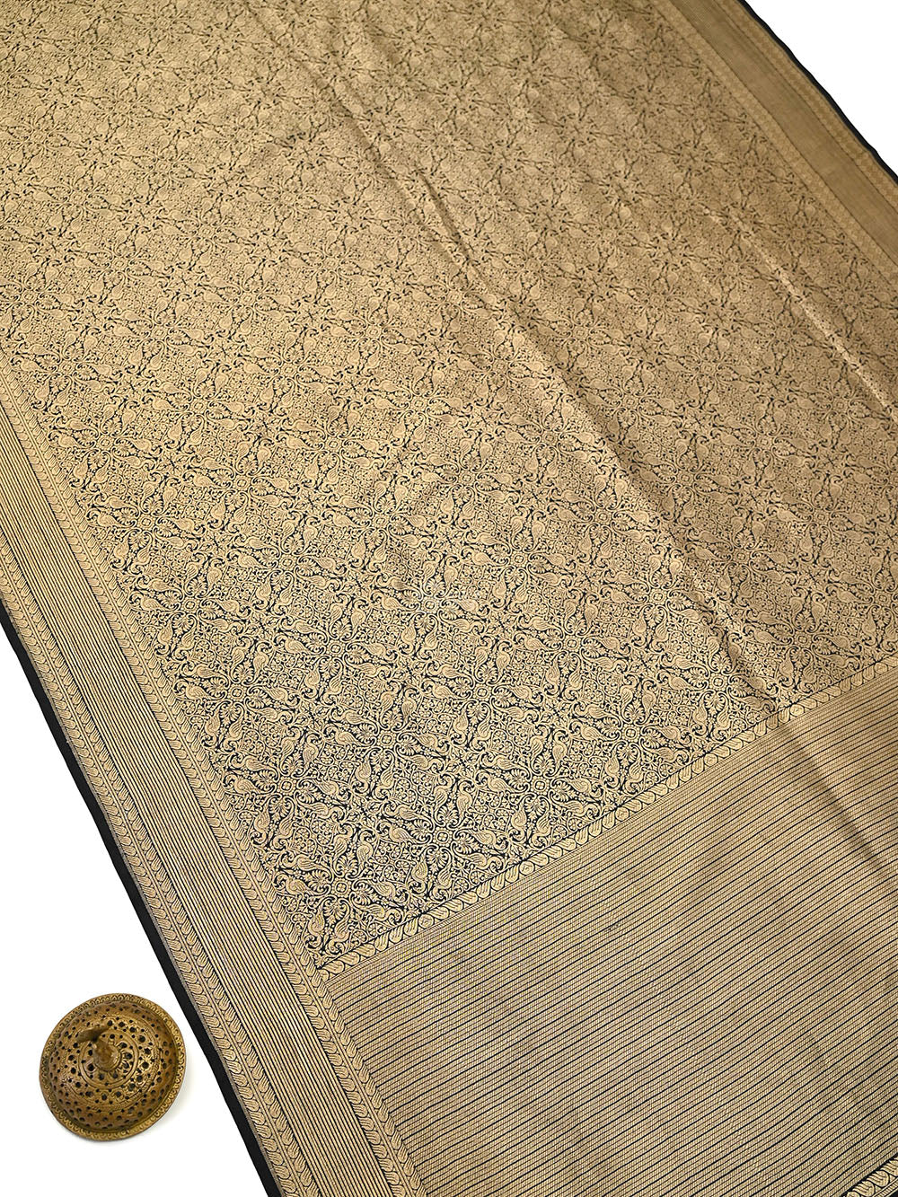 Black Shikargah Brocade Silk Handloom Banarasi Saree - Sacred Weaves