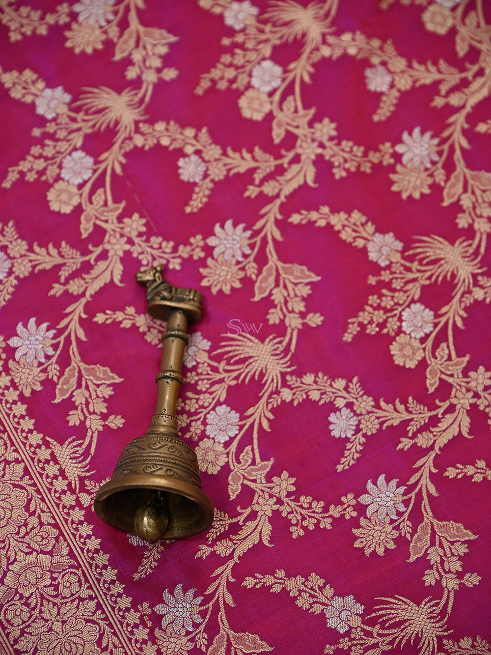 Magenta Jaal Katan Silk Handloom Banarasi Dupatta - Sacred Weaves