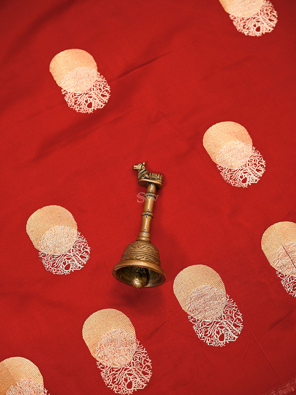 Red Sona Roopa Booti Satin Silk Handloom Banarasi Suit - Sacred Weaves