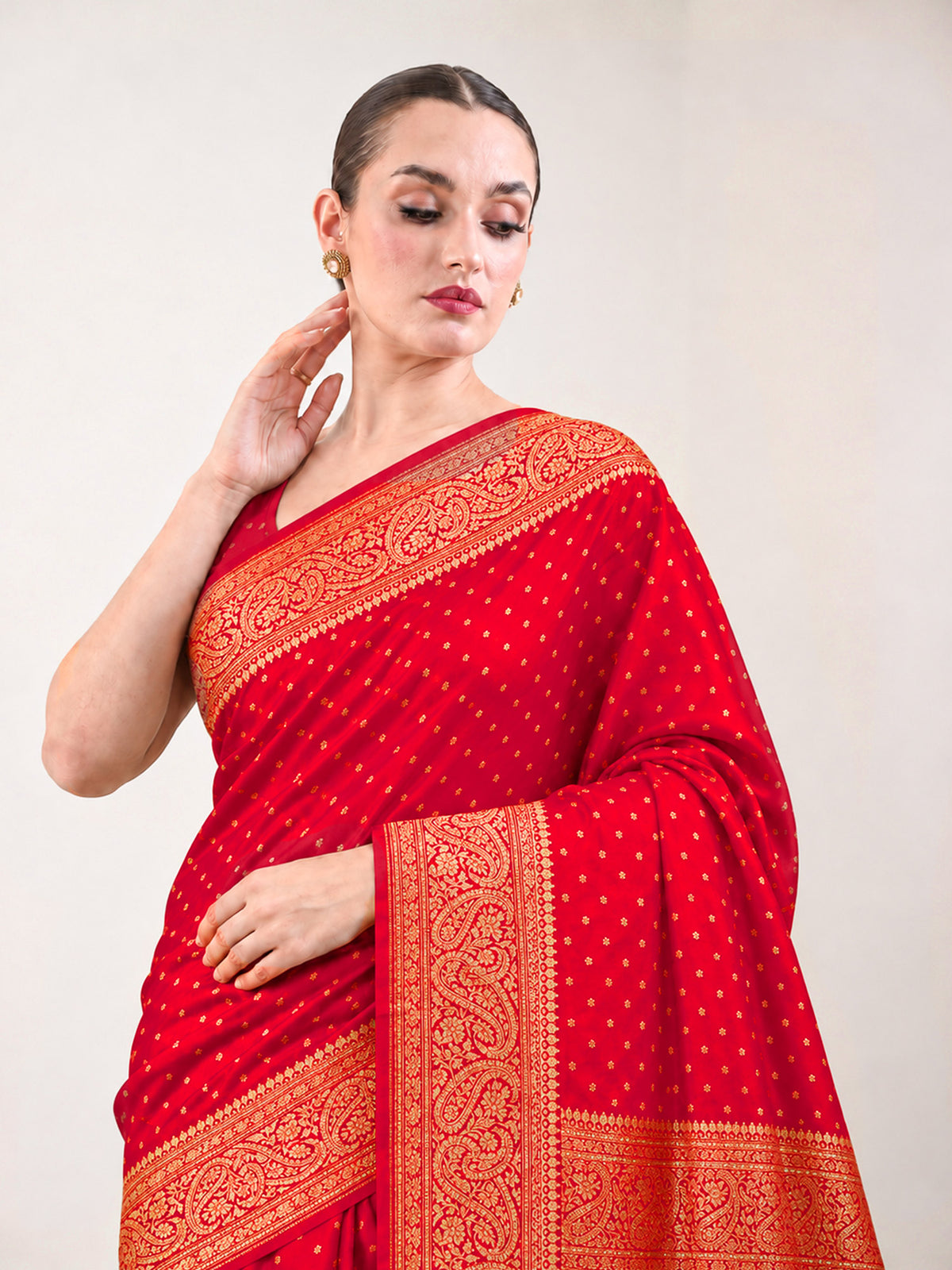 Red Floral Booti Crepe Silk Handloom Banarasi Saree - Sacred Weaves