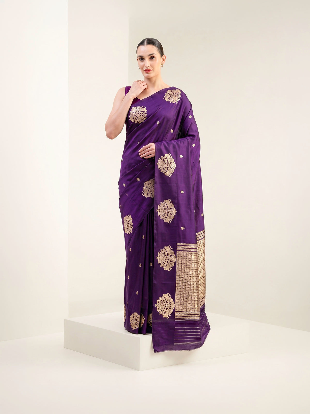 Purple Floral Booti Pure Silk Handloom Banarasi Saree - Sacred Weaves