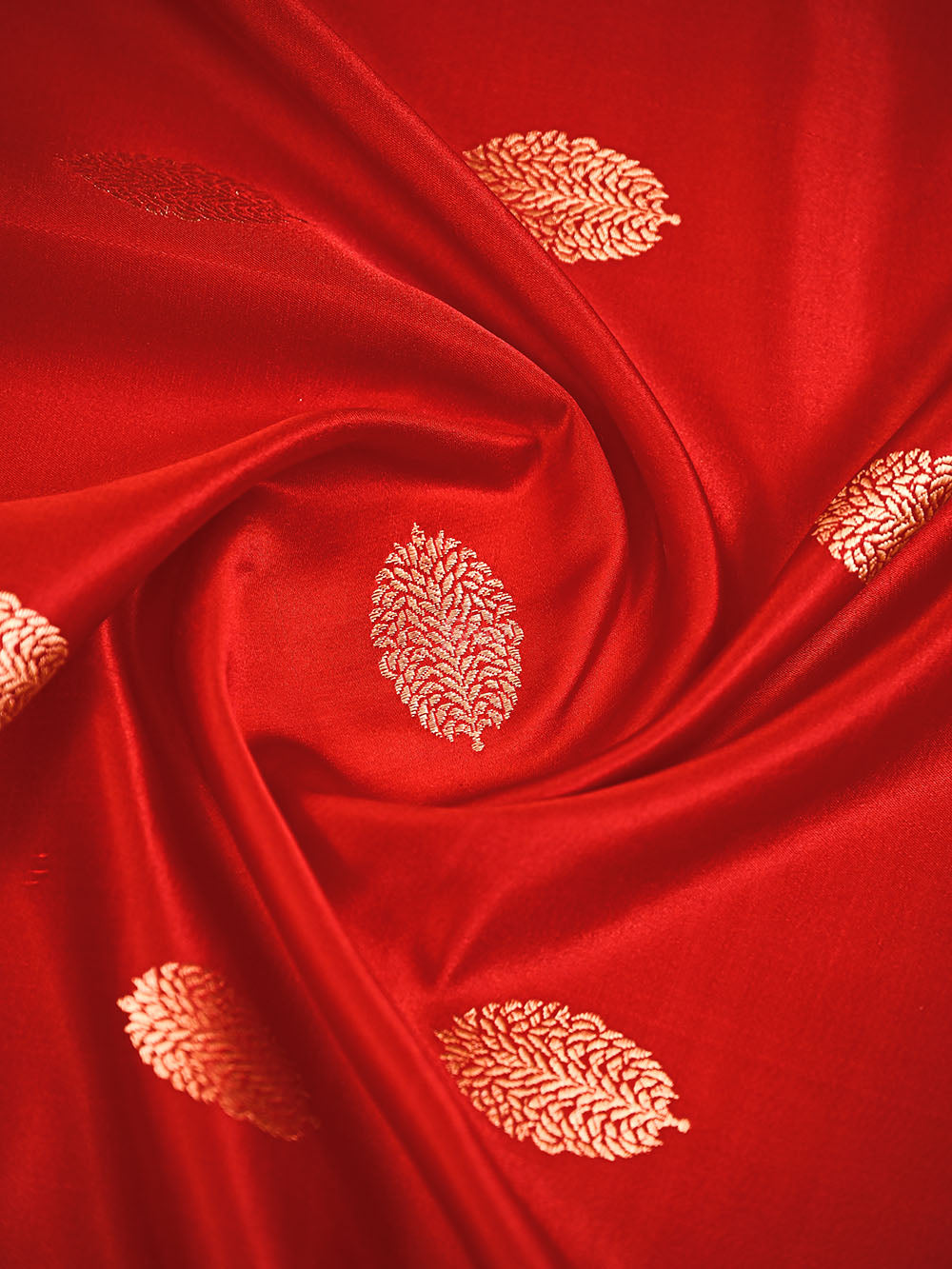 Red Floral Booti Satin Silk Handloom Banarasi Suit - Sacred Weaves