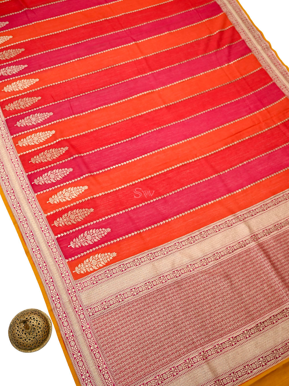 Red Magenta Rangkat Moonga Tussar Silk Handloom Banarasi Saree - Sacred Weaves