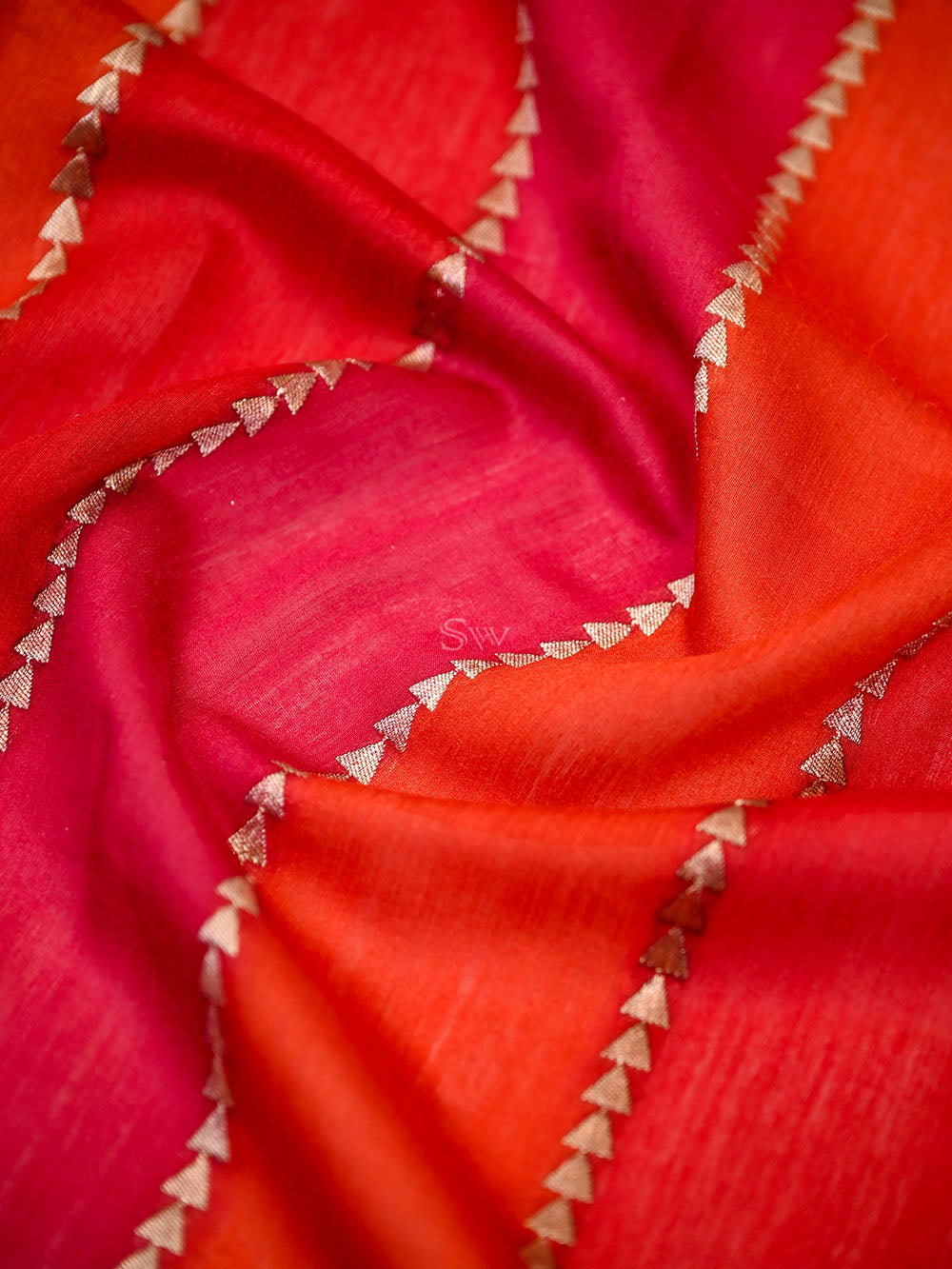 Red Magenta Rangkat Moonga Tussar Silk Handloom Banarasi Saree - Sacred Weaves