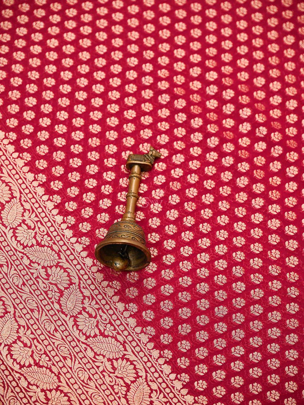 Dark Pink Booti Khaddi Georgette Handloom Banarasi Saree - Sacred Weaves