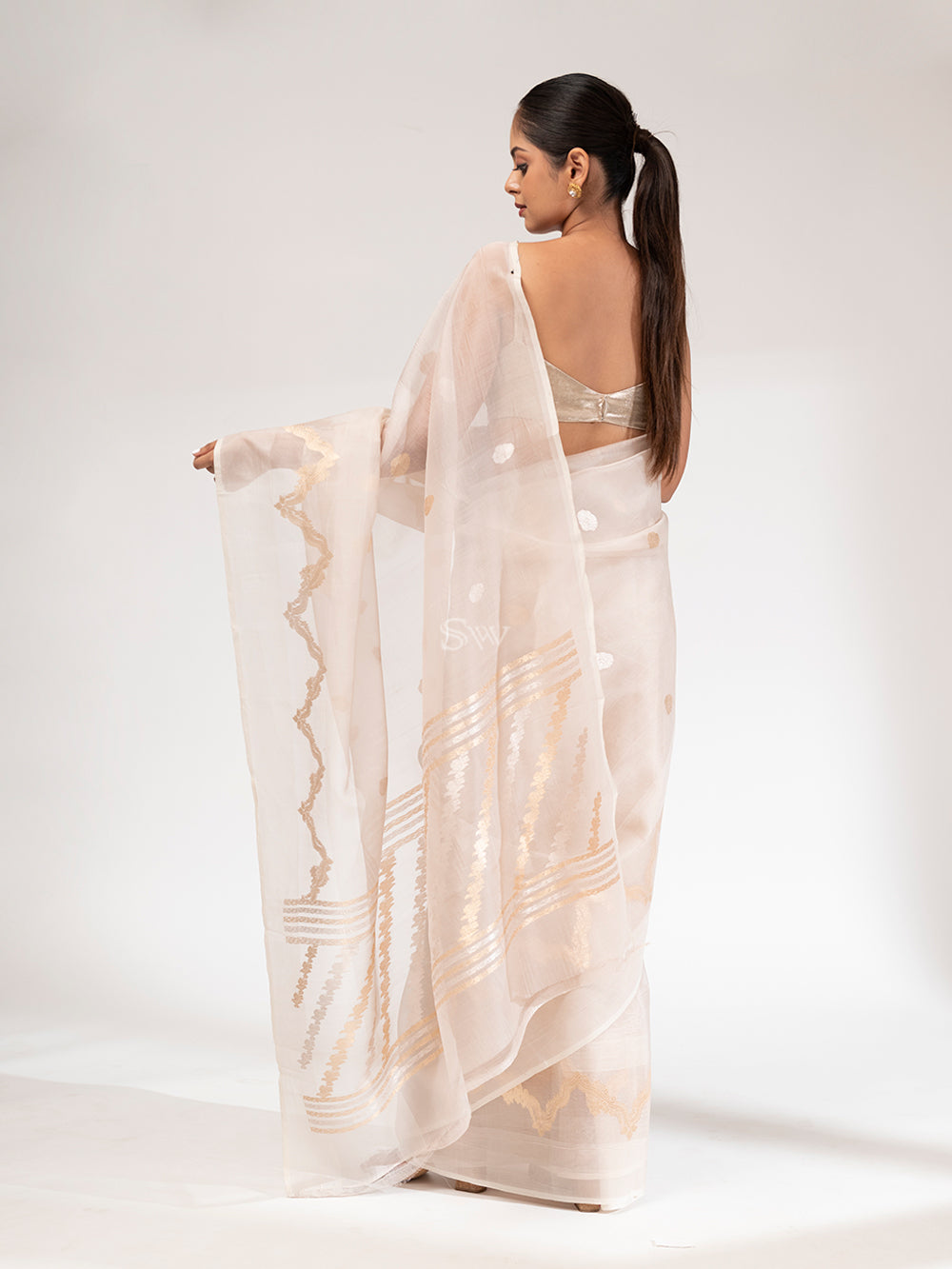 Off White Organza Handloom Banarasi Saree - Sacred Weaves