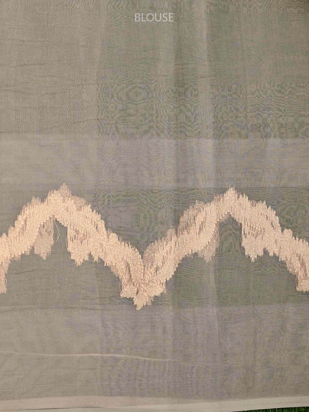 Off White Organza Handloom Banarasi Saree - Sacred Weaves