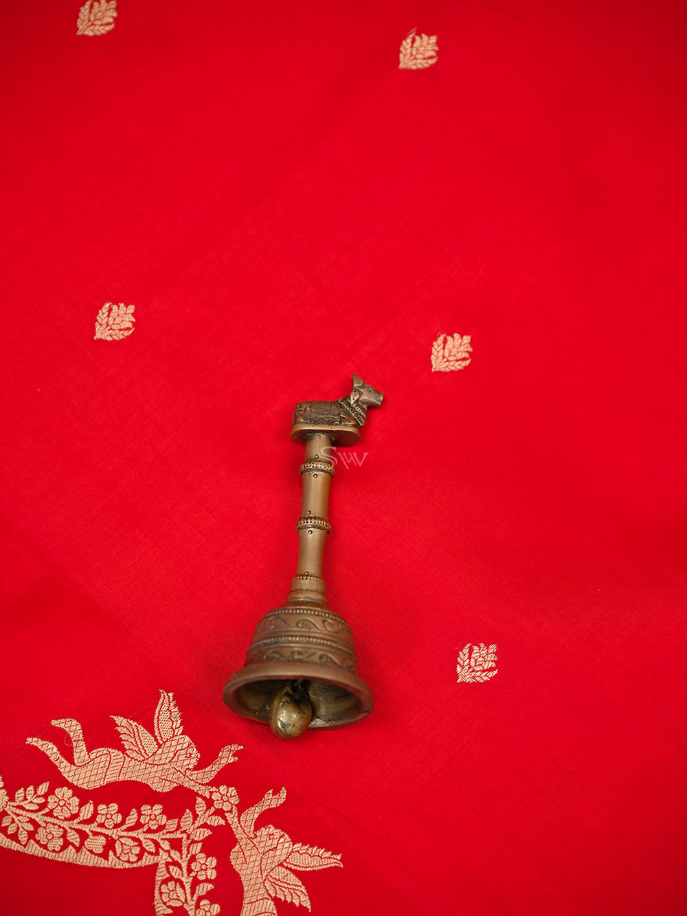 Red Gold Floral Booti Pure Handloom Banarasi Soft Silk Saree - Sacred Weaves