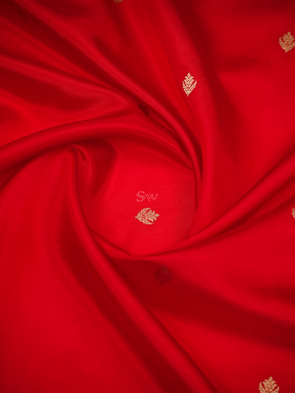 Red Gold Floral Booti Pure Handloom Banarasi Soft Silk Saree - Sacred Weaves