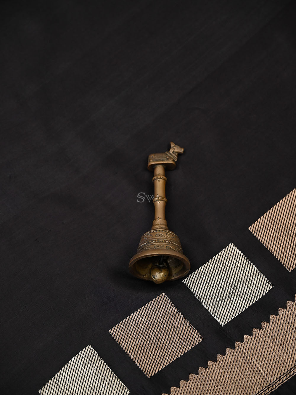 Black Sona Roopa Booti Katan Silk Handloom Banarasi Suit - Sacred Weaves