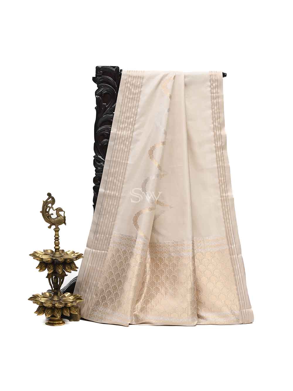 Cream Stripe Katan Silk Handloom Banarasi Saree - Sacred Weaves