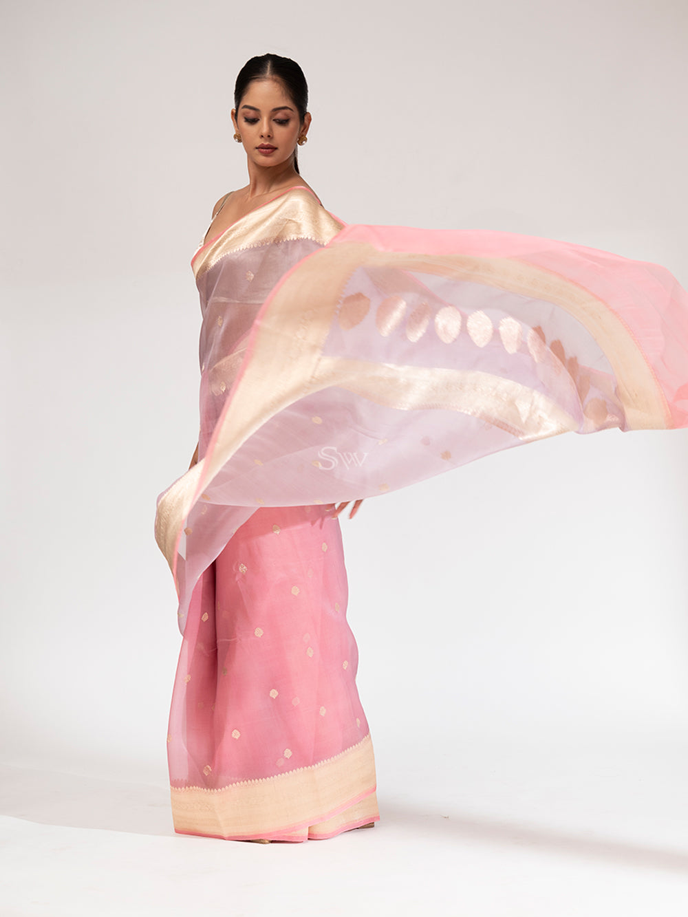 Coral Pink Organza Handloom Banarasi Saree - Sacred Weaves