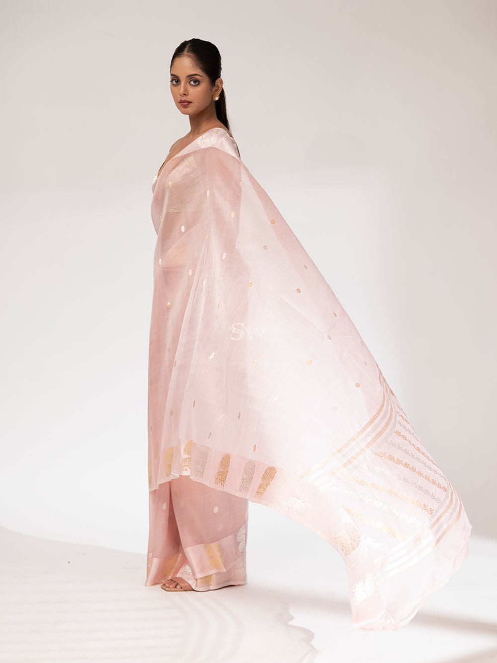 Powder Pink Organza Handloom Banarasi Saree - Sacred Weaves