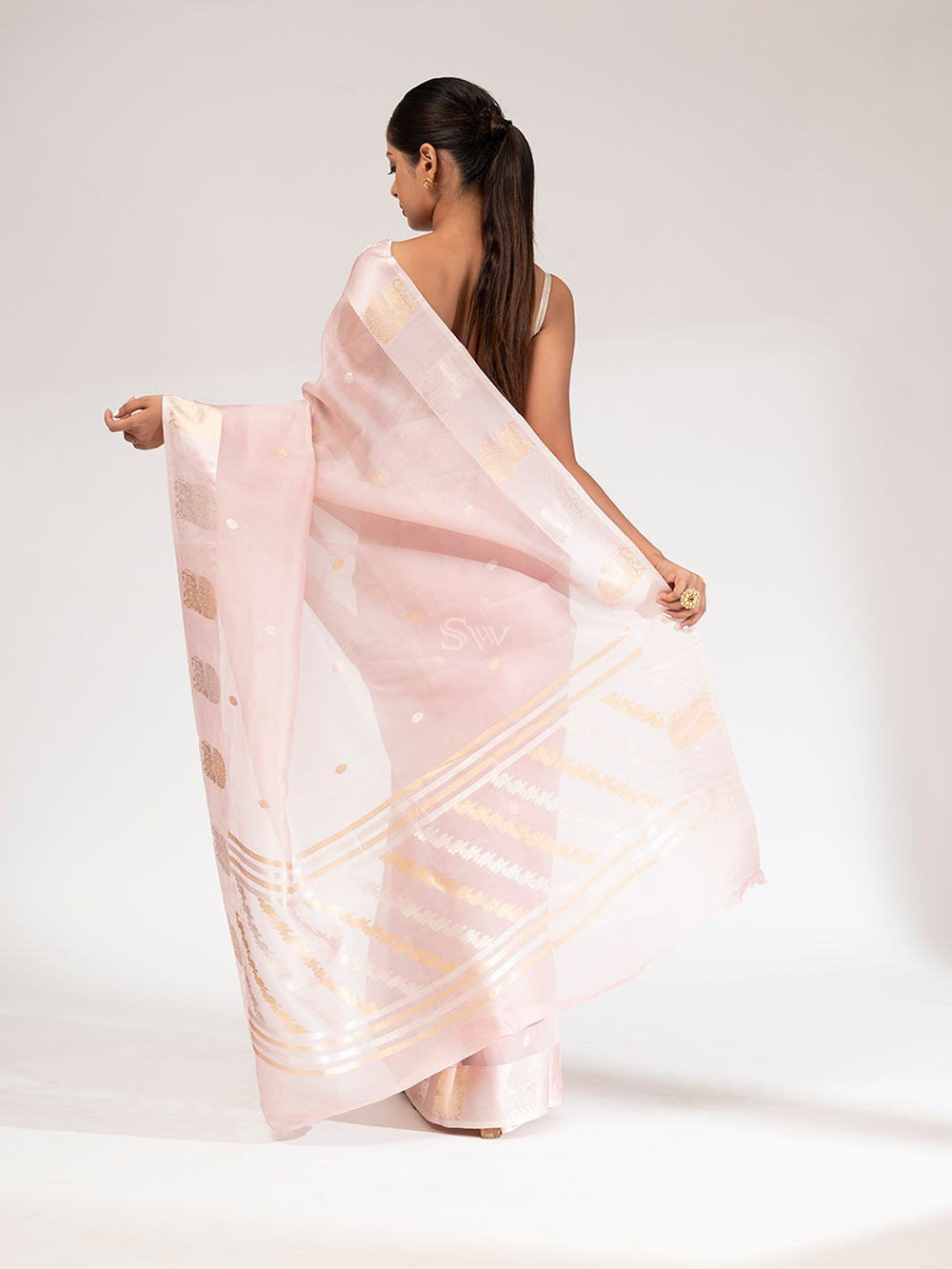 Powder Pink Organza Handloom Banarasi Saree - Sacred Weaves