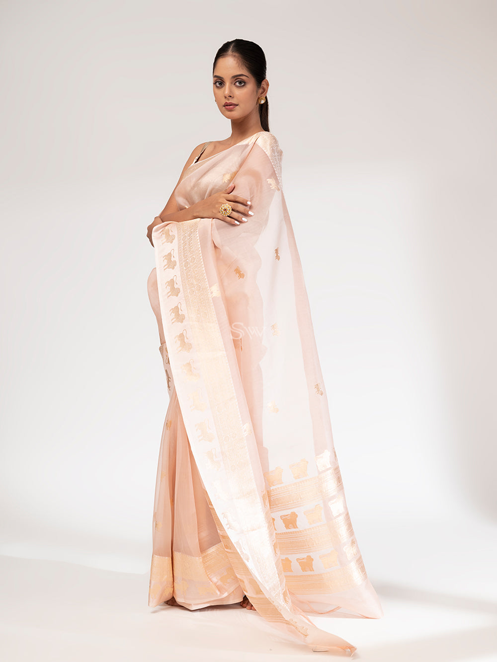 Light Peach Organza Handloom Banarasi Saree - Sacred Weaves