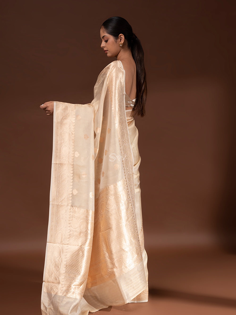 Beige Booti Tissue Handloom Banarasi Saree - Sacred Weaves