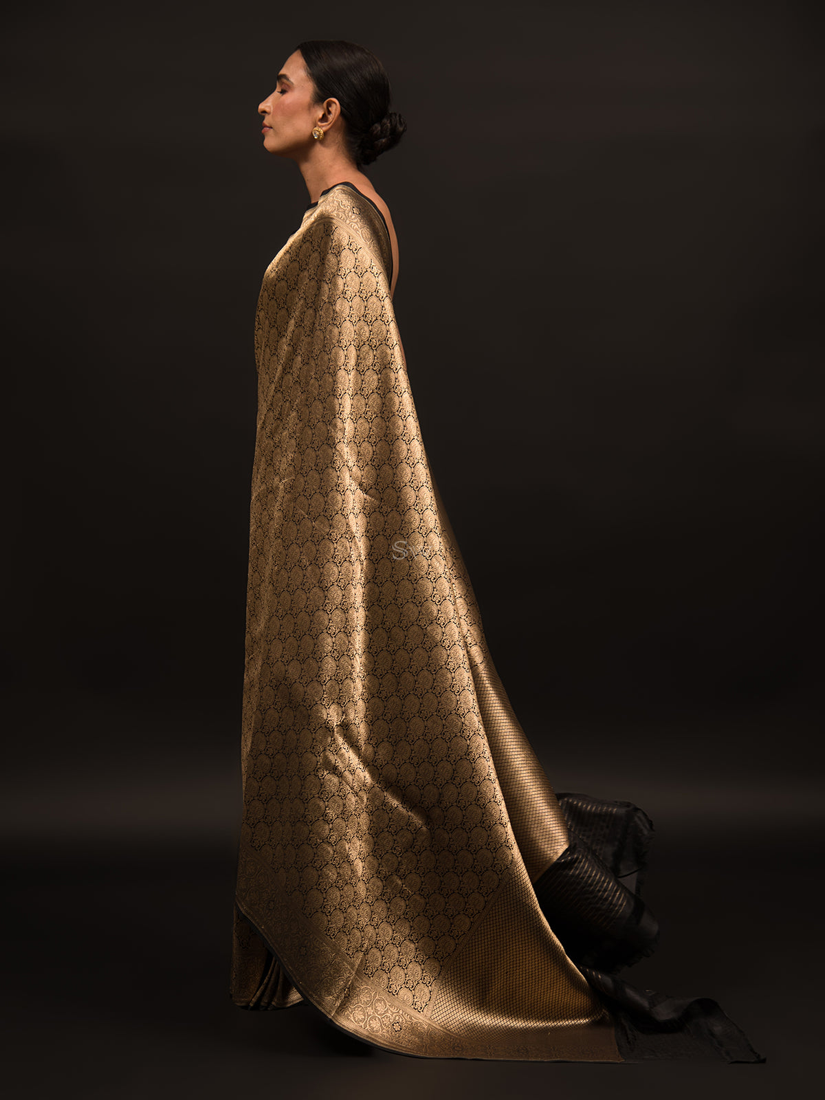 Black Katan Silk Brocade Handloom Banarasi Saree - Sacred Weaves
