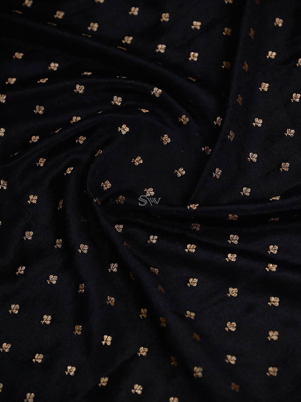 Black Crepe Silk Booti Handloom Banarasi Saree - Sacred Weaves