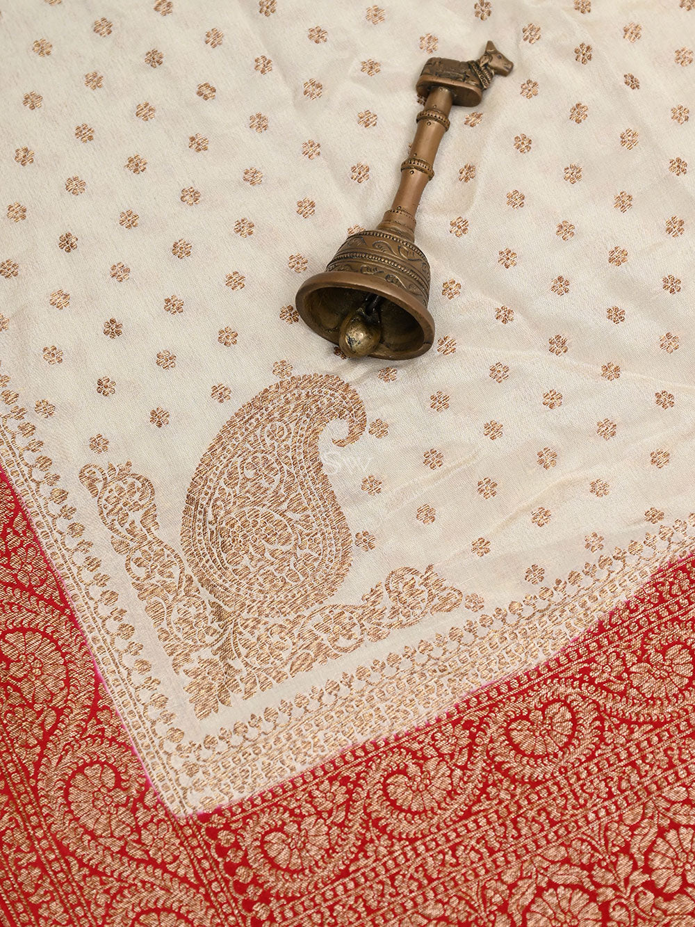 Off-White Konia Crepe Silk Booti Handloom Banarasi Saree - Sacred Weaves