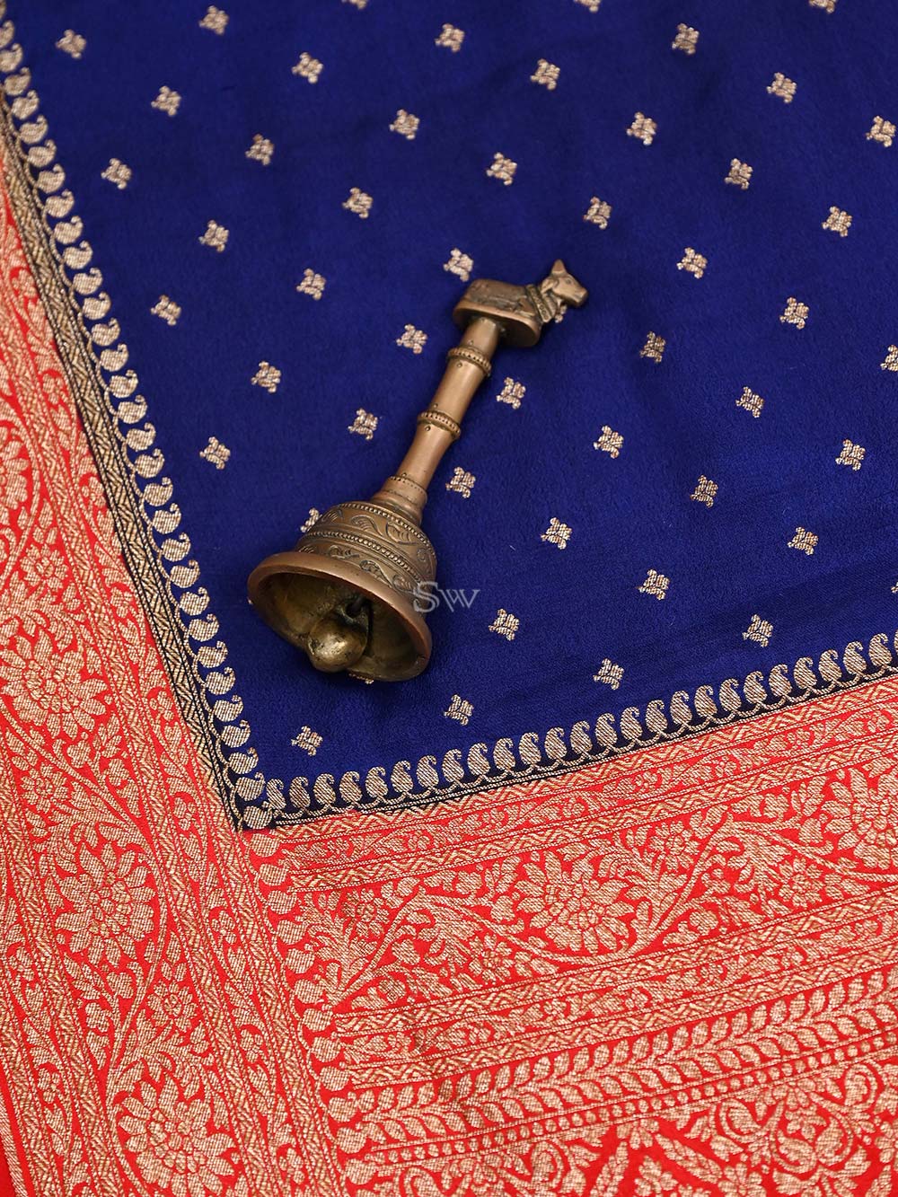 Blue Crepe Silk Booti Handloom Banarasi Saree - Sacred Weaves