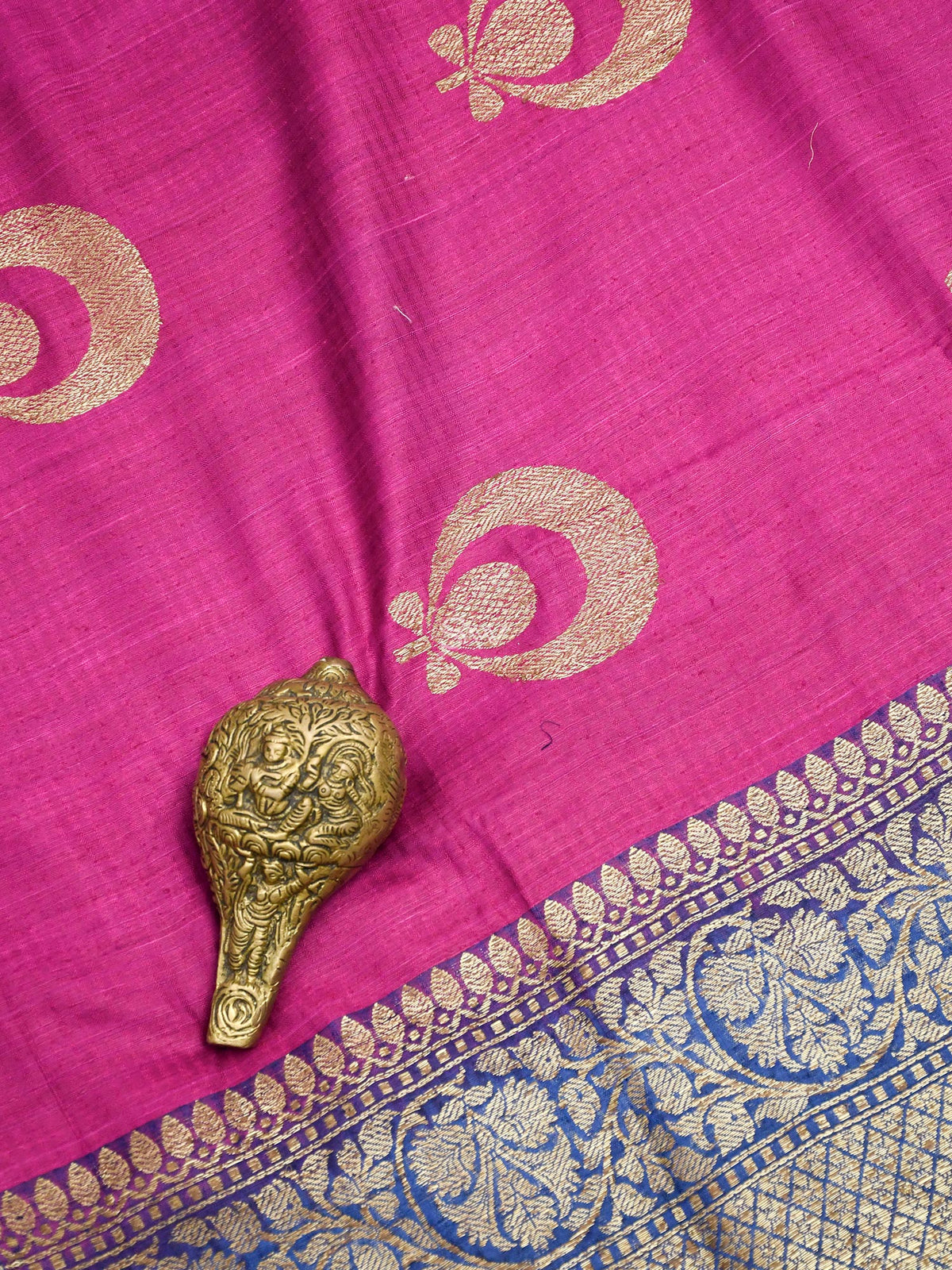 Magenta Dupion Silk Handloom Banarasi saree - Sacred Weaves