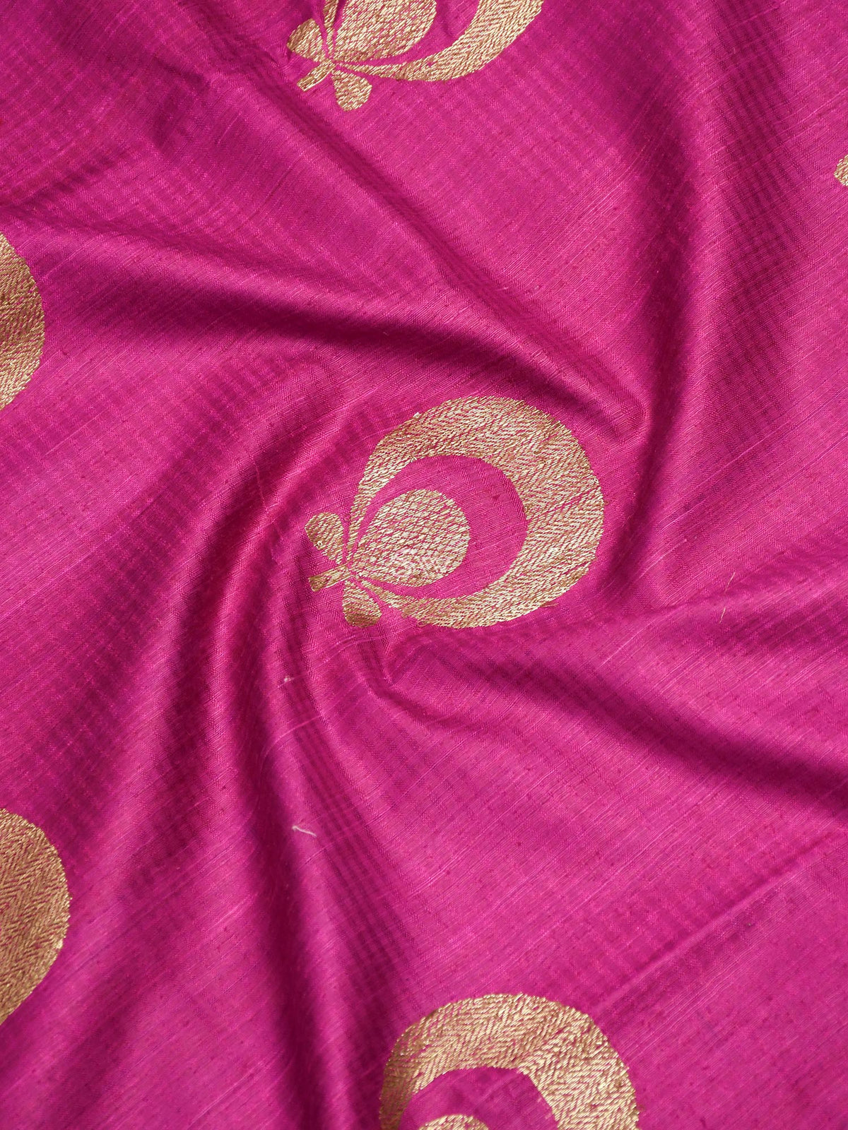 Magenta Dupion Silk Handloom Banarasi saree - Sacred Weaves