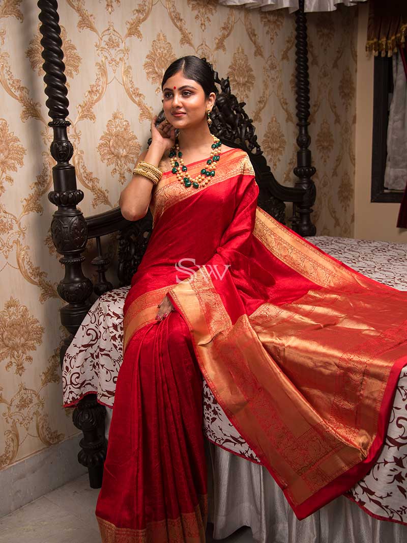 Red Tanchoi Silk Handloom Banarasi Saree - Sacred Weaves