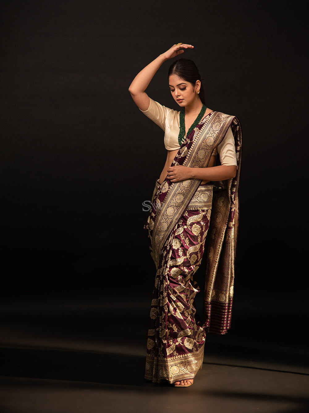 Wine Jaal Katan Silk Handloom Banarasi Saree - Sacred Weaves