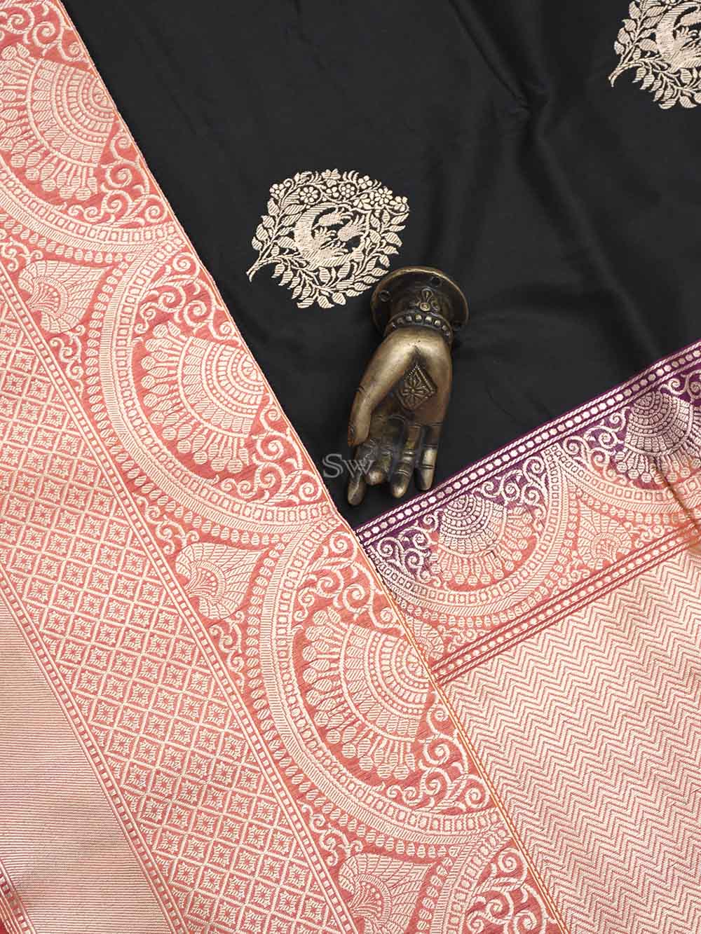 Black Boota Katan Silk Handloom Banarasi Saree - Sacred Weaves