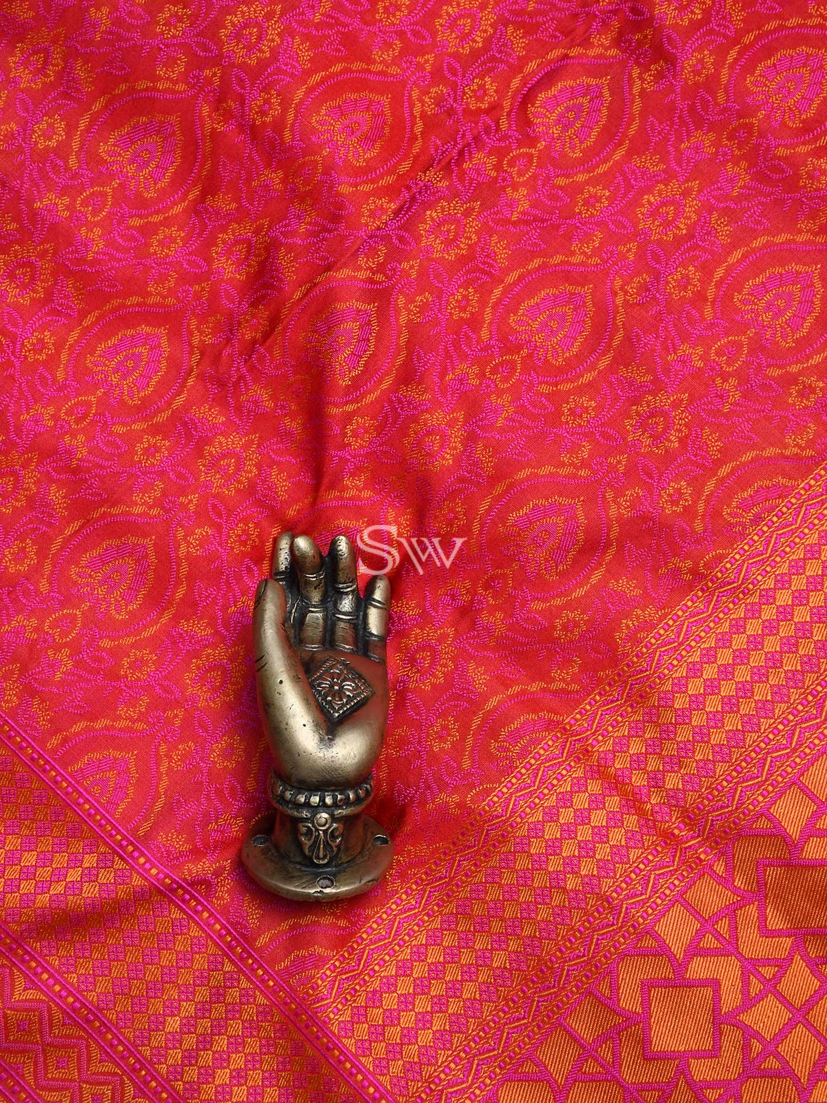 Red-Magenta Tanchoi Silk Handloom Banarasi Saree - Sacred Weaves