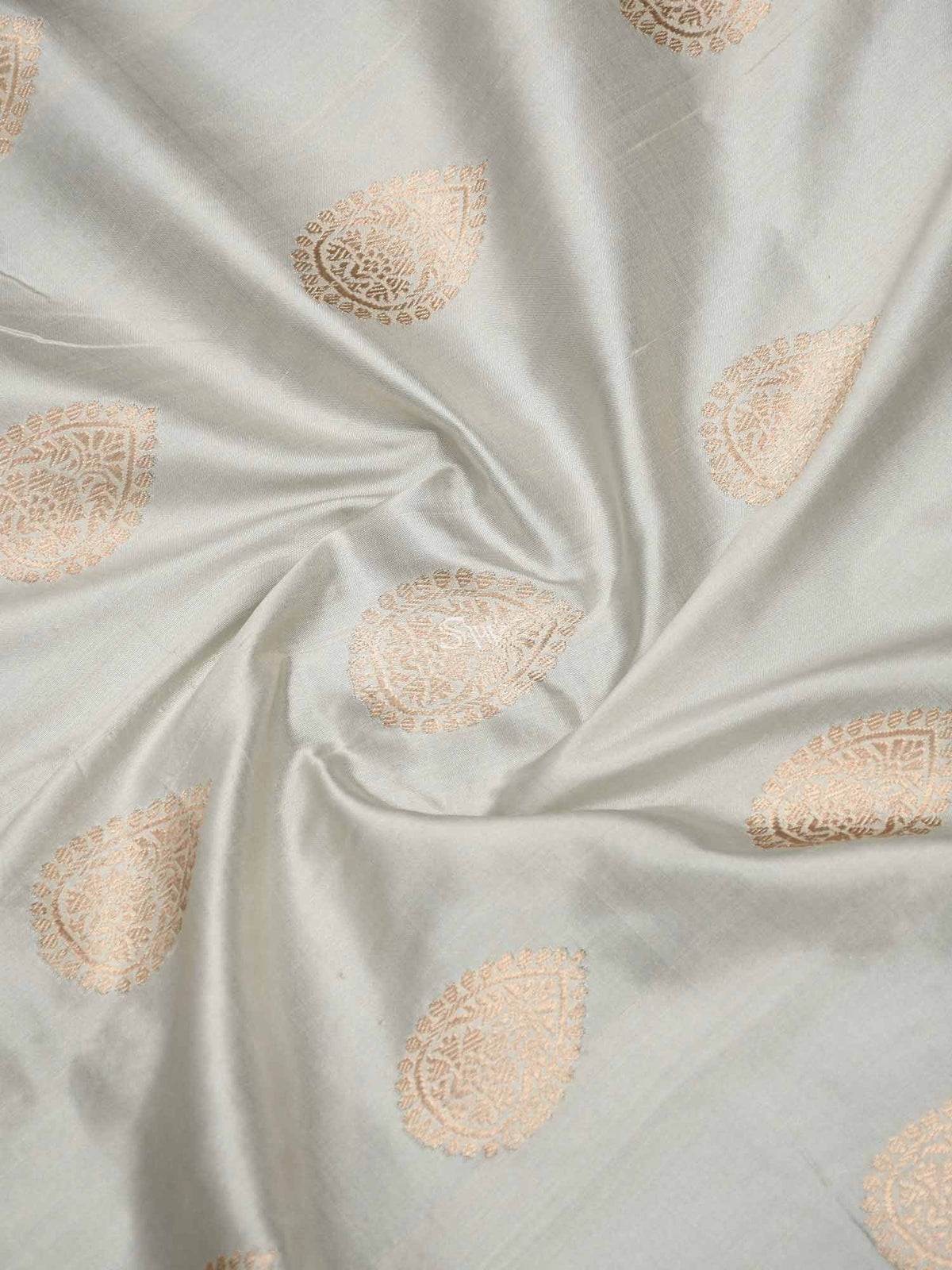 Cream Boota Katan Silk Handloom Banarasi Saree - Sacred Weaves