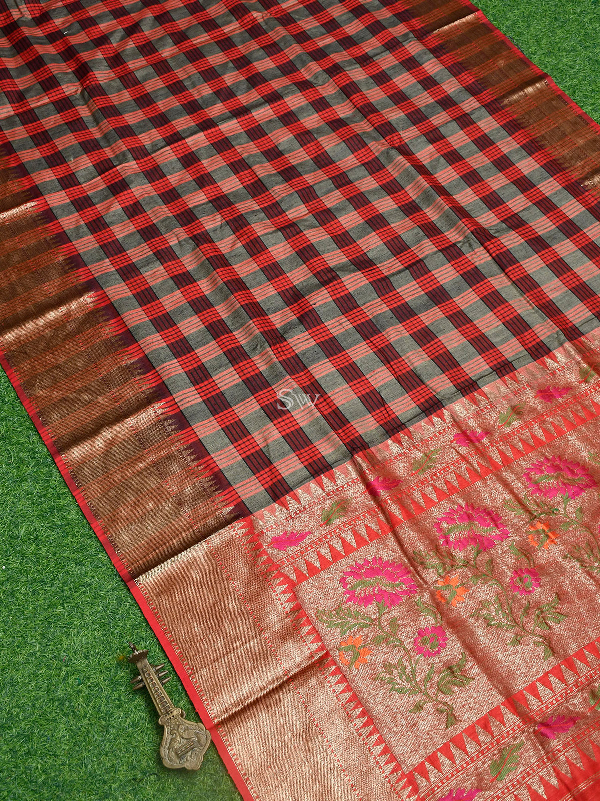 Maroon-Grey Check Dupion Silk Handloom Banarasi Saree - Sacred Weaves