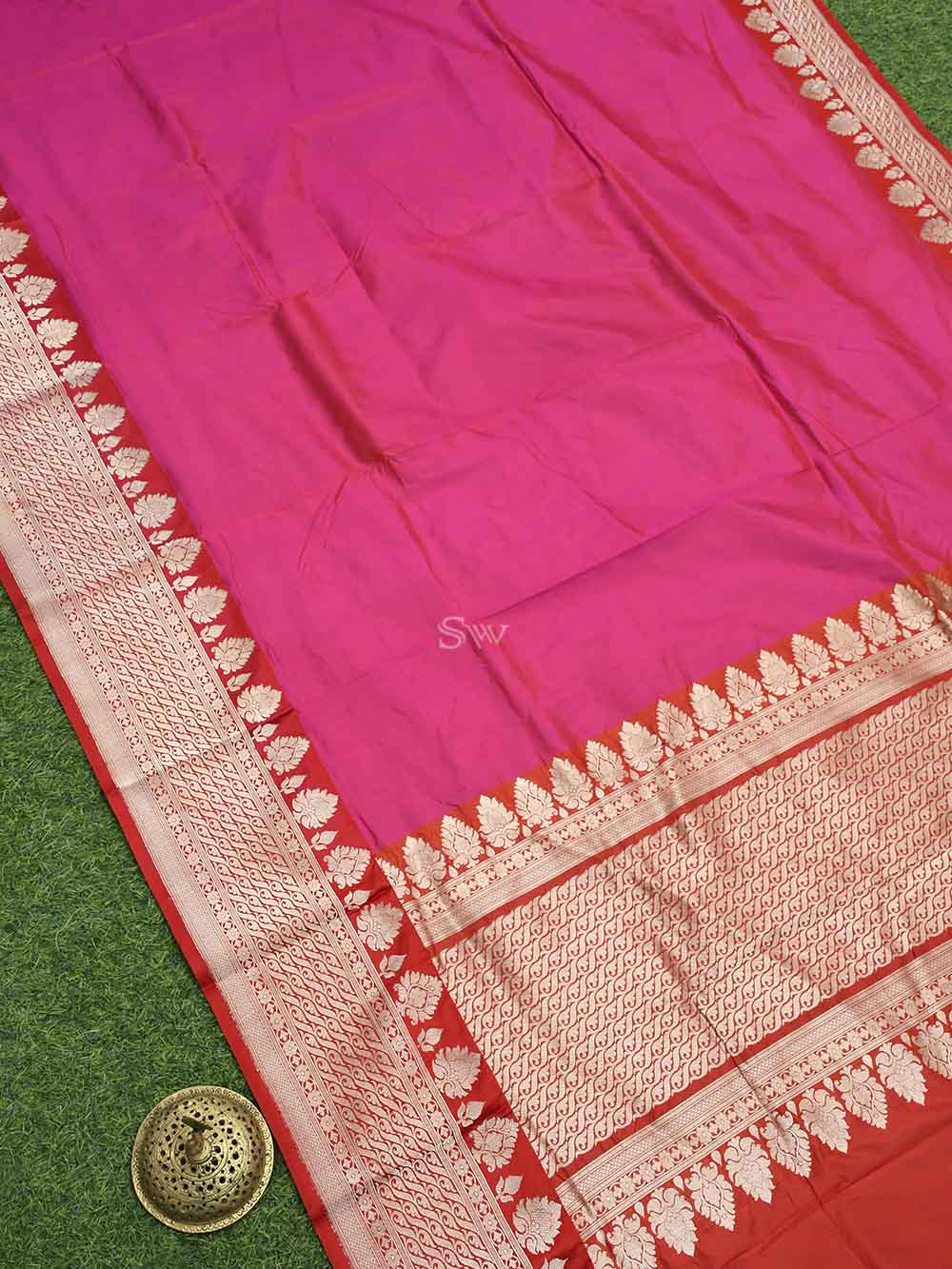 Pink Red Plain Katan Silk Handloom Banarasi Saree - Sacred Weaves