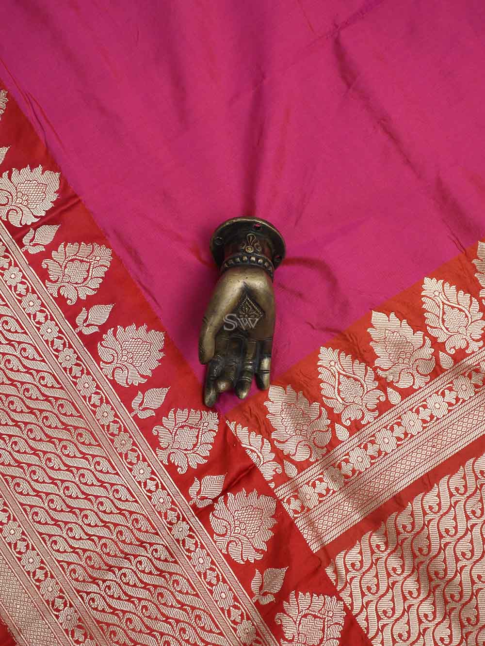 Pink Red Plain Katan Silk Handloom Banarasi Saree - Sacred Weaves