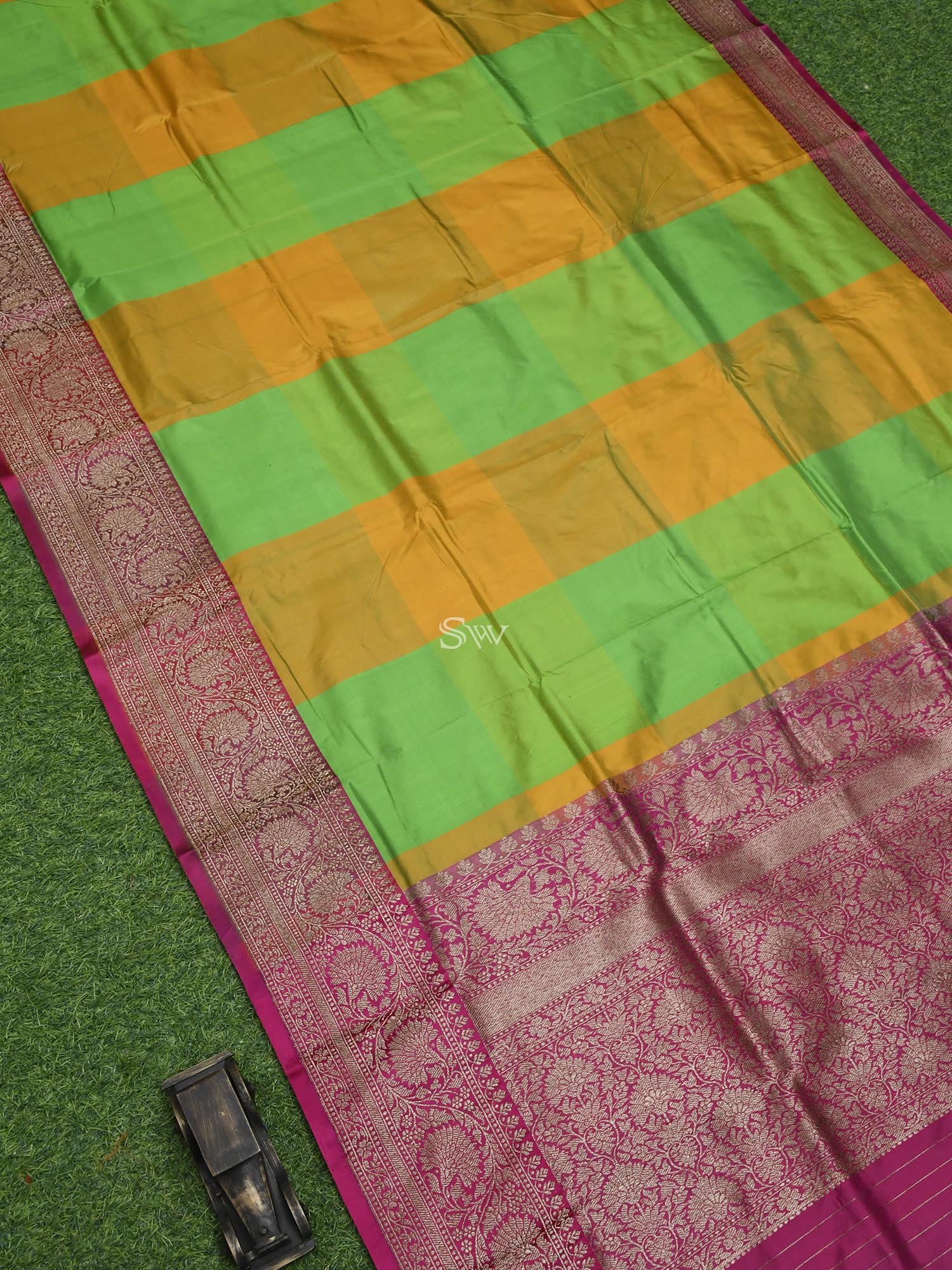 Yellow Green Katan Silk Handloom Banarasi Saree - Sacred Weaves