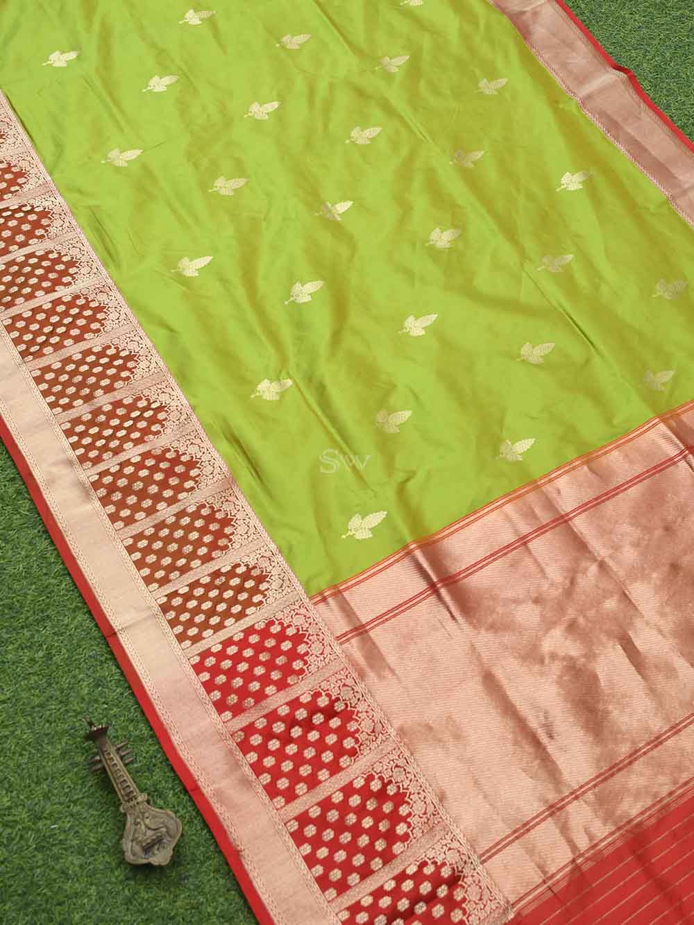 Parrot Green Boota Katan Silk Handloom Banarasi Saree - Sacred Weaves