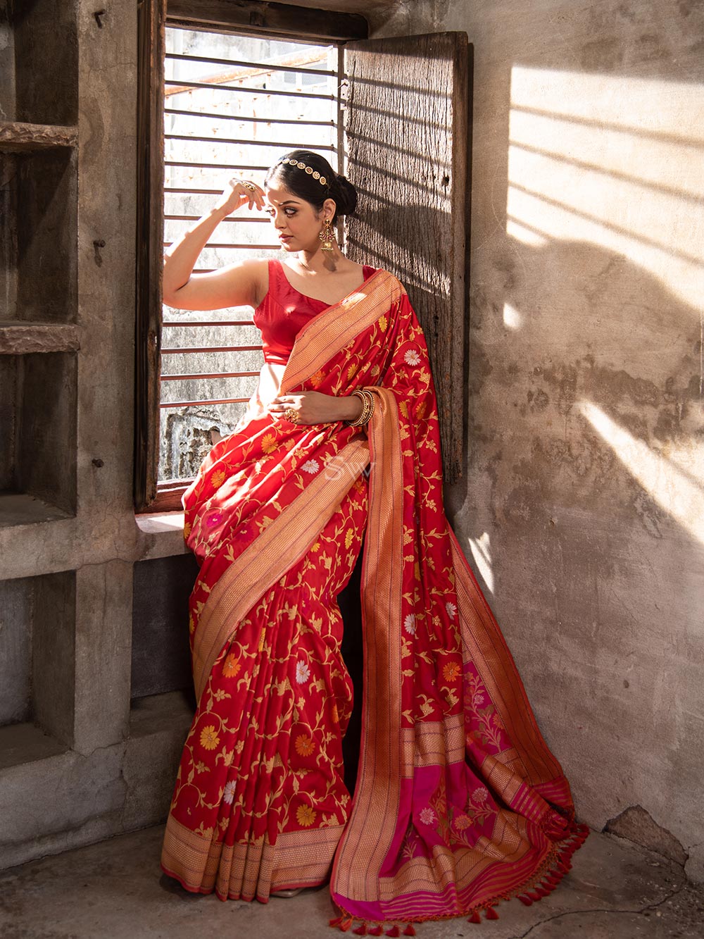 Red Meenakari Katan Silk Handloom Banarasi Saree - Sacred Weaves