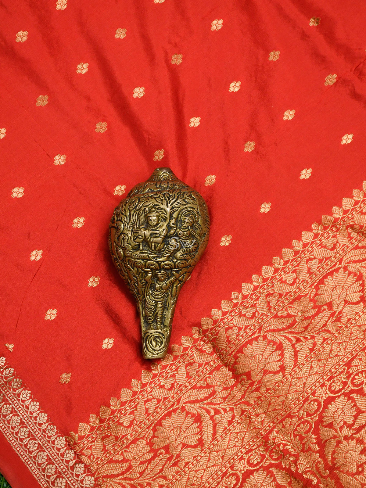 Red Katan Silk Handloom Banarasi Saree - Sacred Weaves