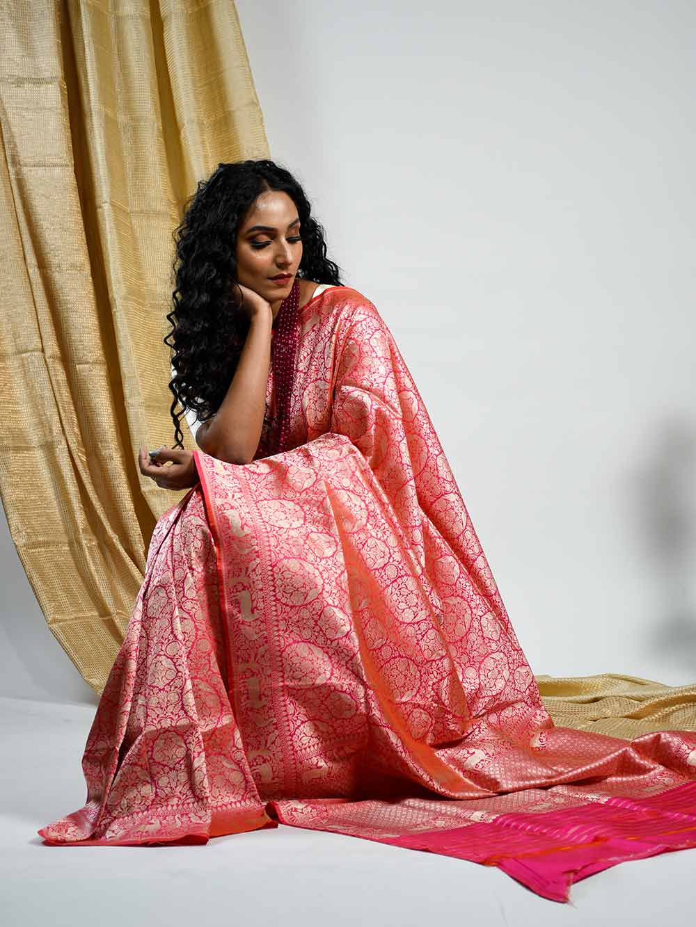 Dark Pink Shikargah Katan Silk Handloom Banarasi Saree - Sacred Weaves