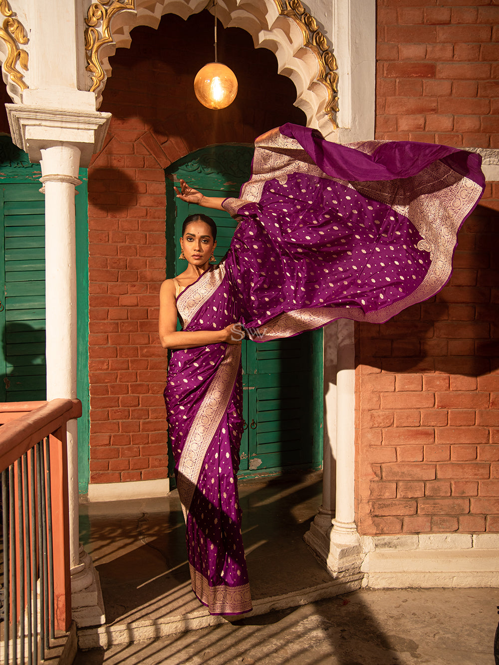 Purple Konia Katan Silk Handloom Banarasi Saree - Sacred Weaves