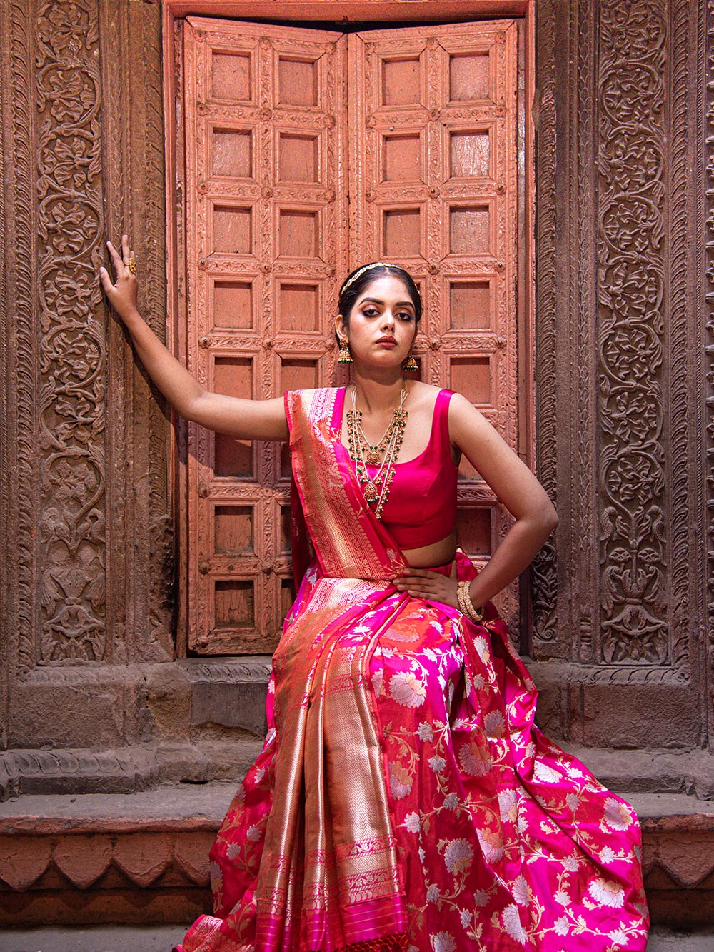 Dark Pink Orange Jaal Katan Silk Handloom Banarasi Saree - Sacred Weaves