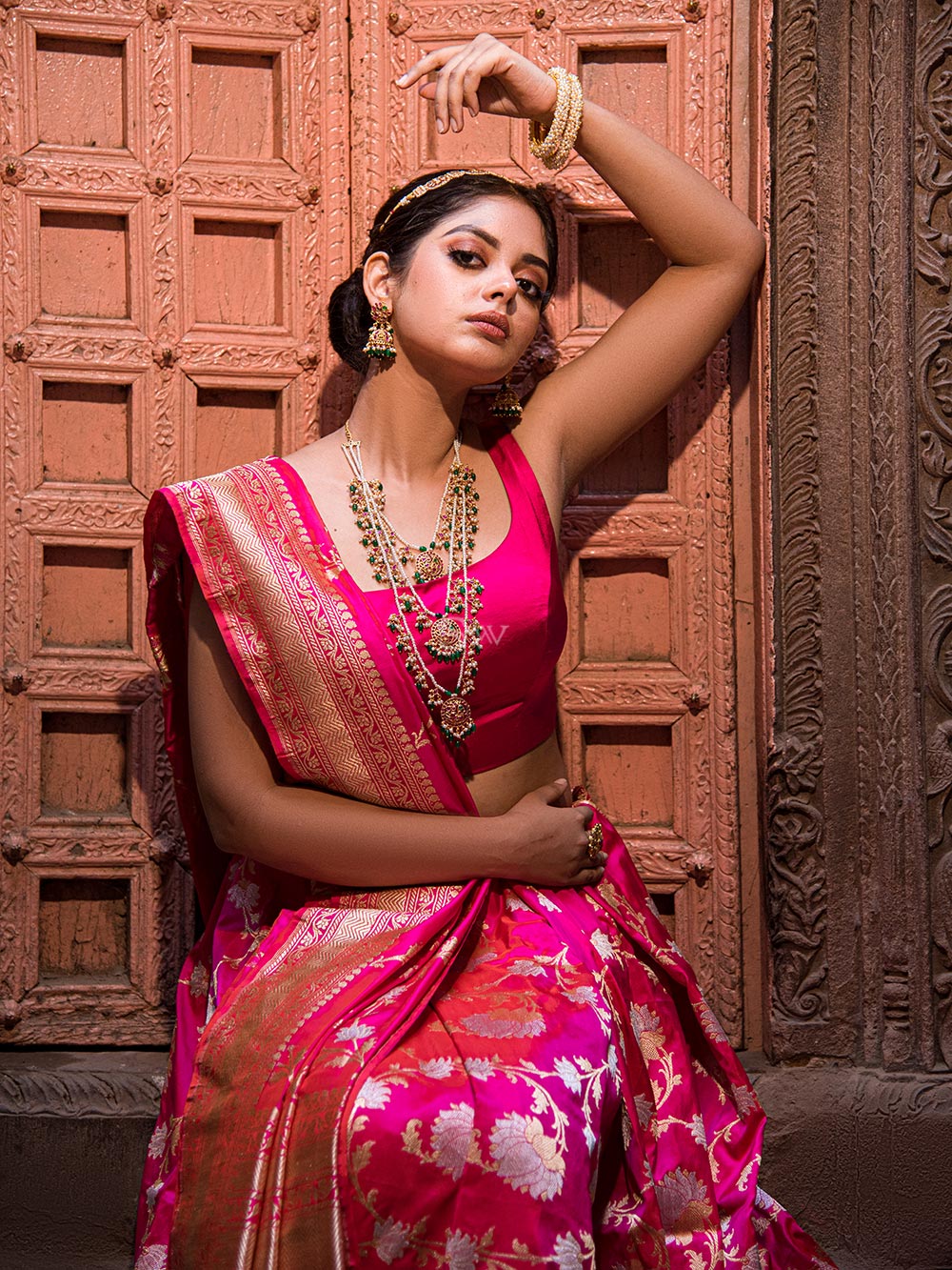 Dark Pink Orange Jaal Katan Silk Handloom Banarasi Saree - Sacred Weaves