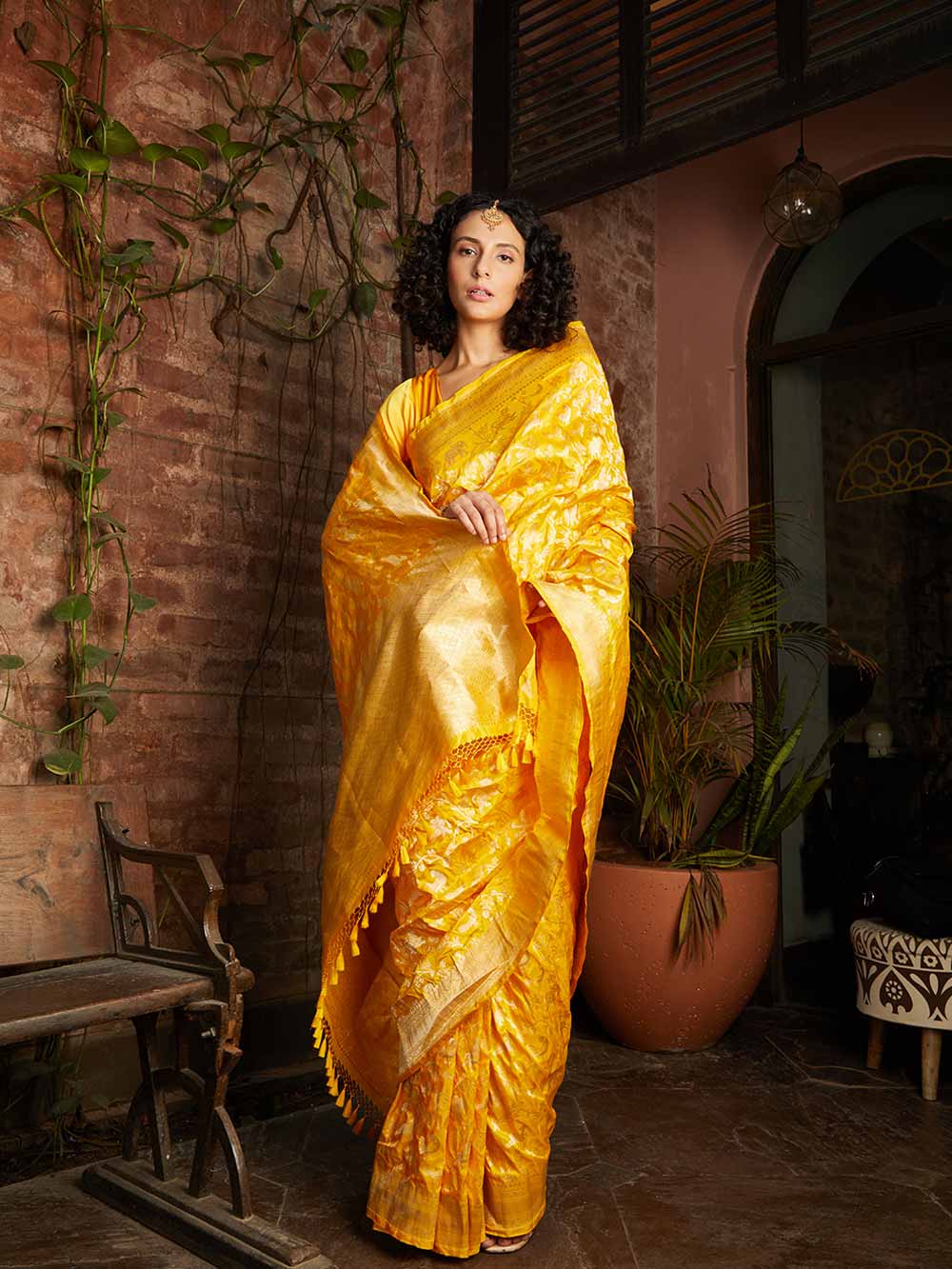 Yellow Shikargah Katan Silk Handloom Banarasi Saree - Sacred Weaves