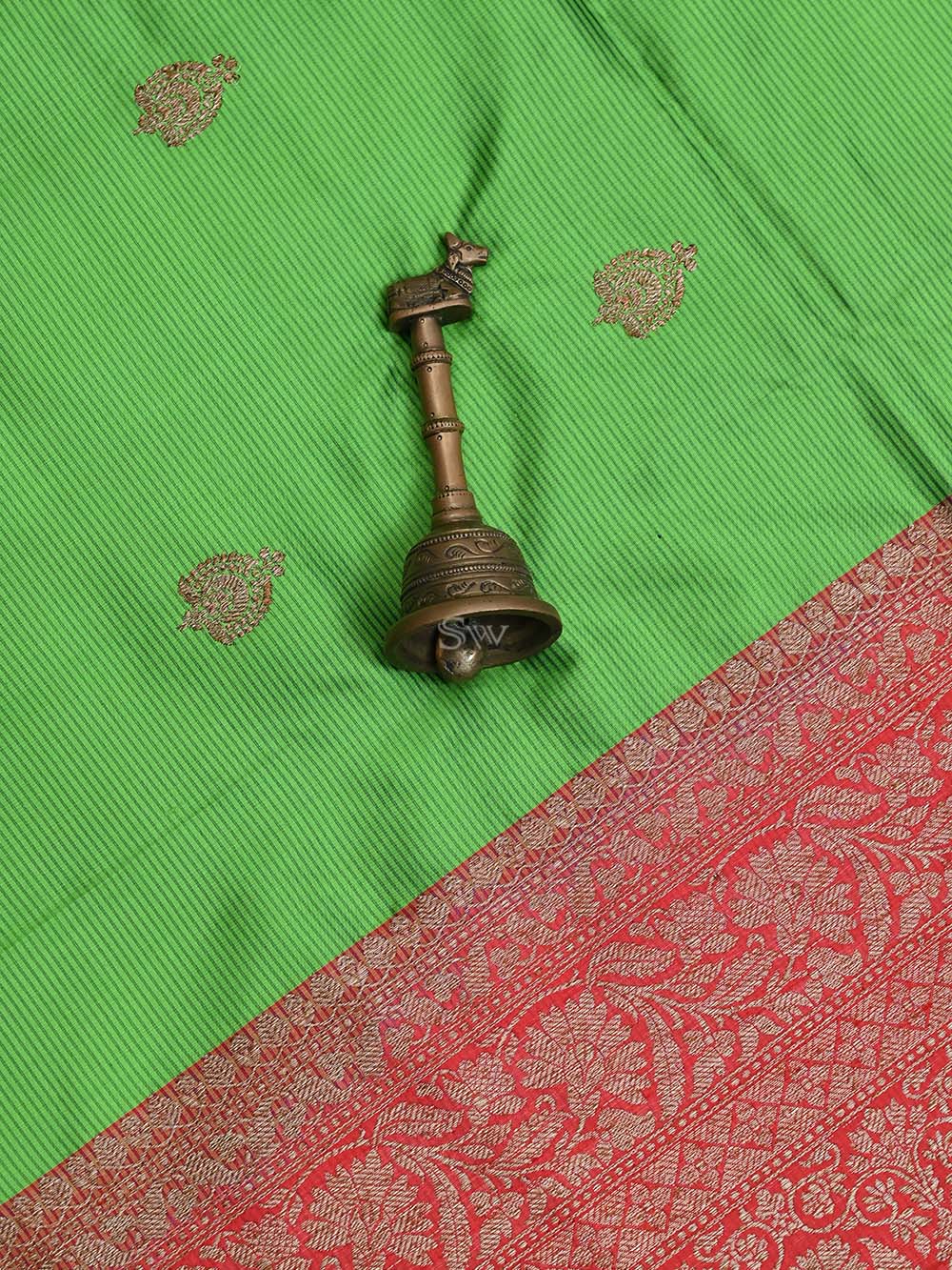 Parrot Green Booti Katan Silk Handloom Banarasi Saree - Sacred Weaves