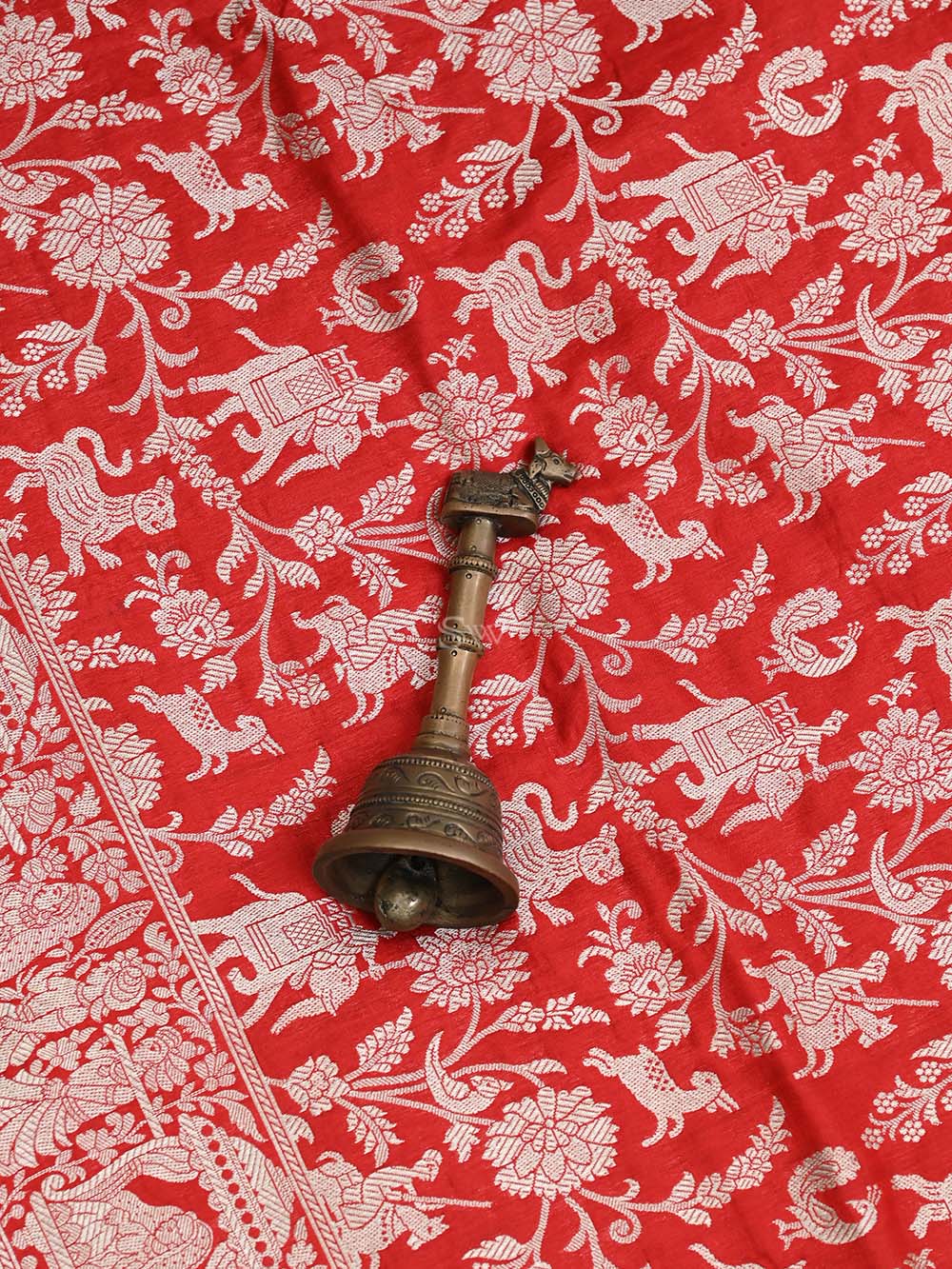 Red Shikargah Katan Silk Handloom Banarasi Saree - Sacred Weaves