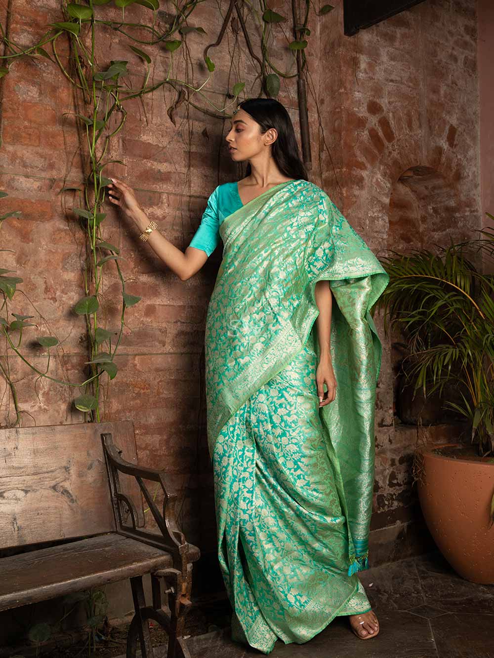 Sea Green Shikargah Katan Silk Handloom Banarasi Saree - Sacred Weaves