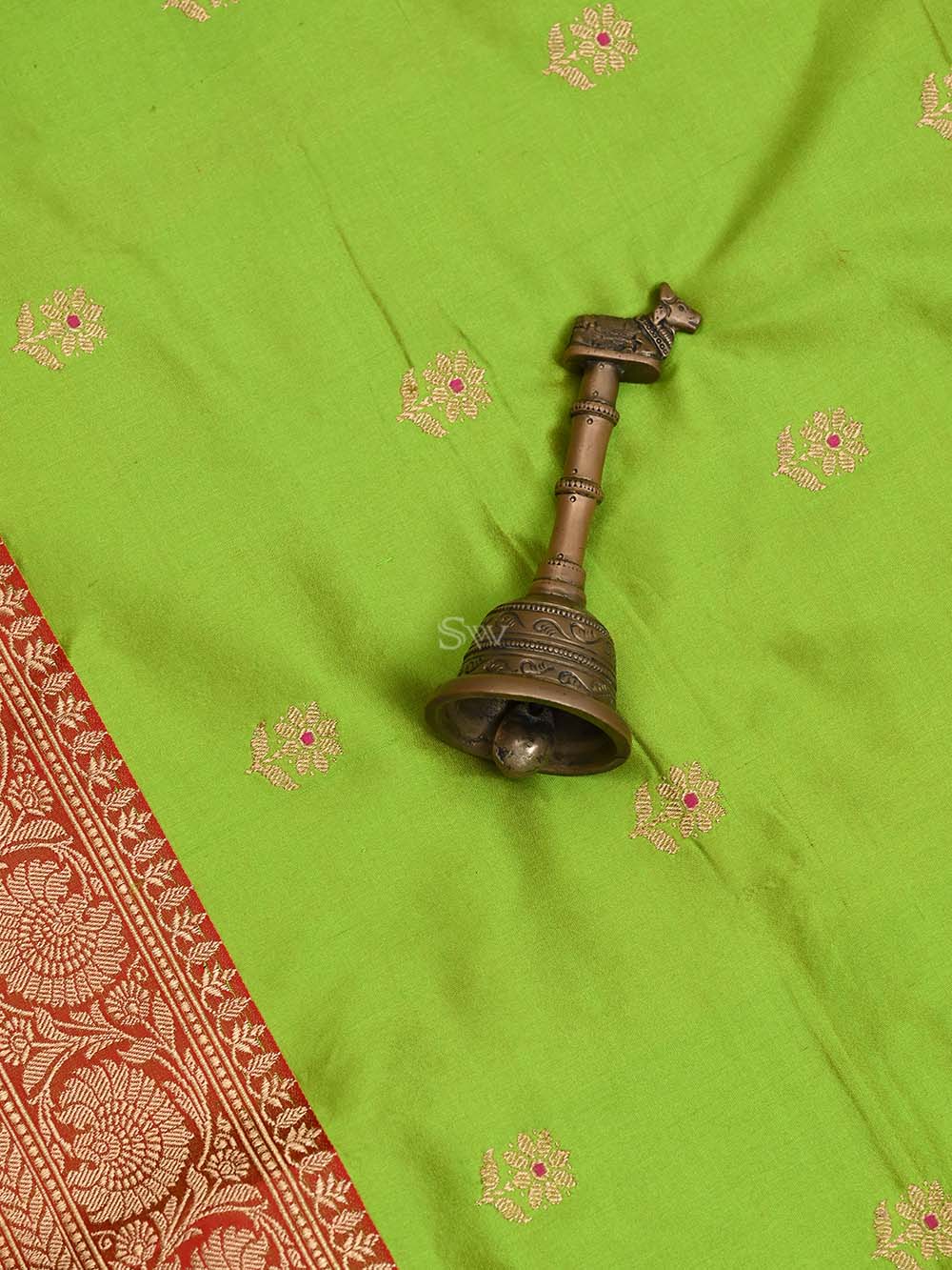 Green Booti Meenakari Katan Silk Handloom Banarasi Saree - Sacred Weaves