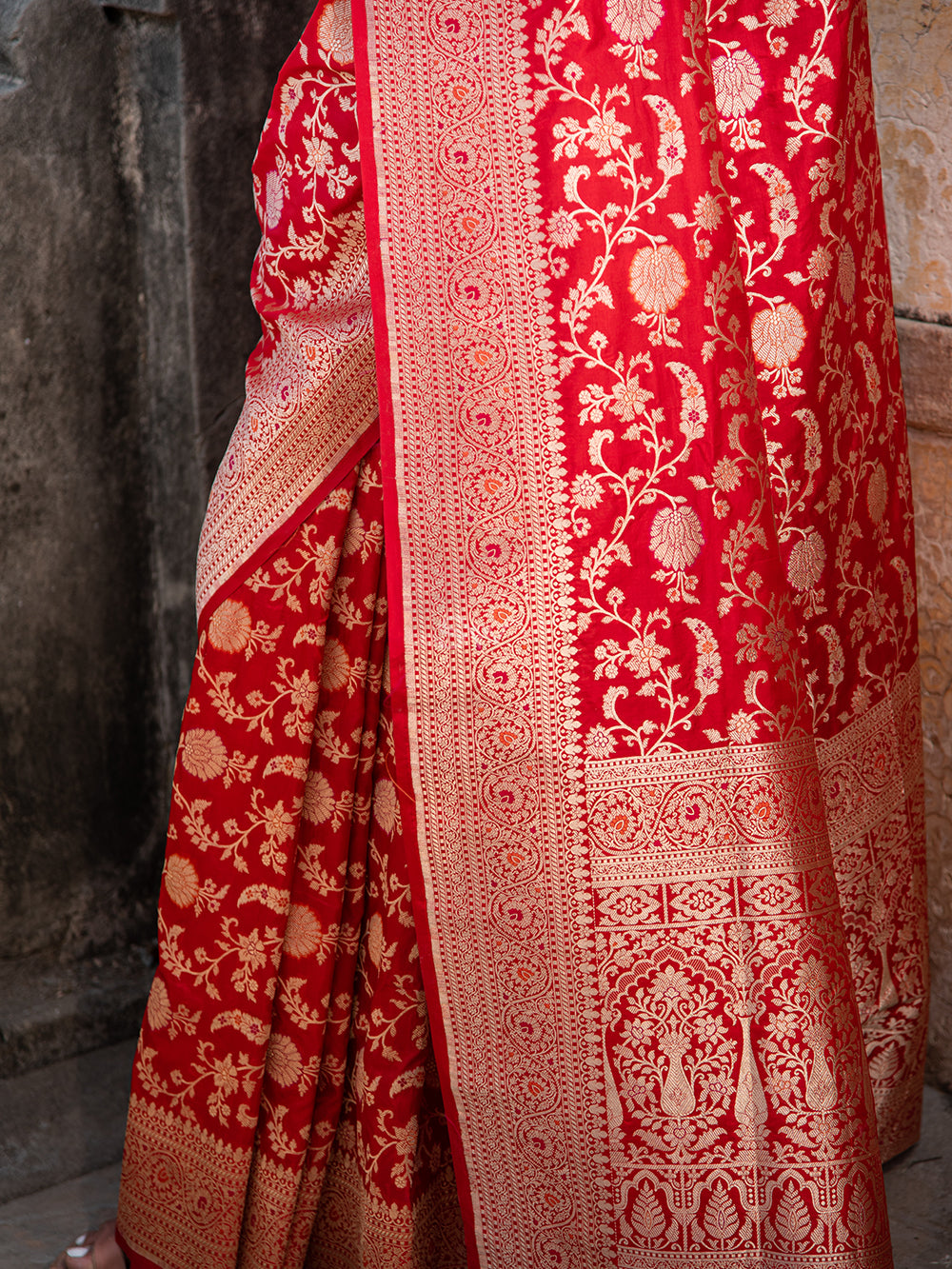 Red Meenakari Uppada Katan Silk Handloom Banarasi Saree - Sacred Weaves