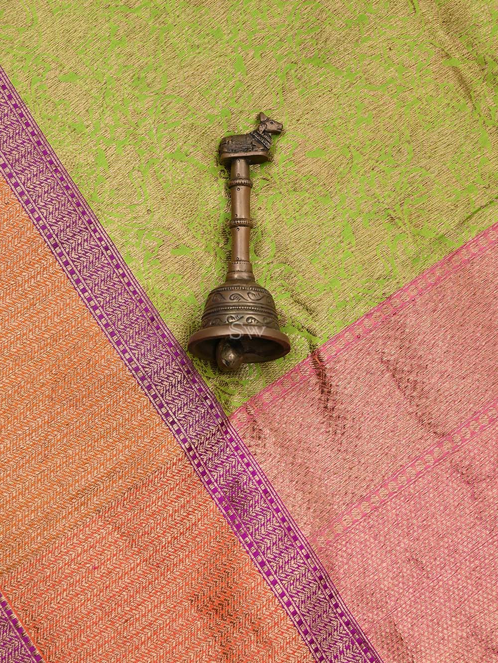 Parrot Green Katan Silk Shikargah Handloom Banarasi Saree - Sacred Weaves